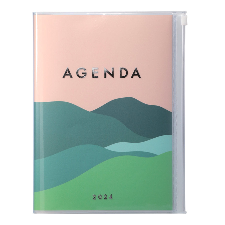 Marks-agenda-A5-2023-2024-paysage-montagne-vert-Atelier-Kumo