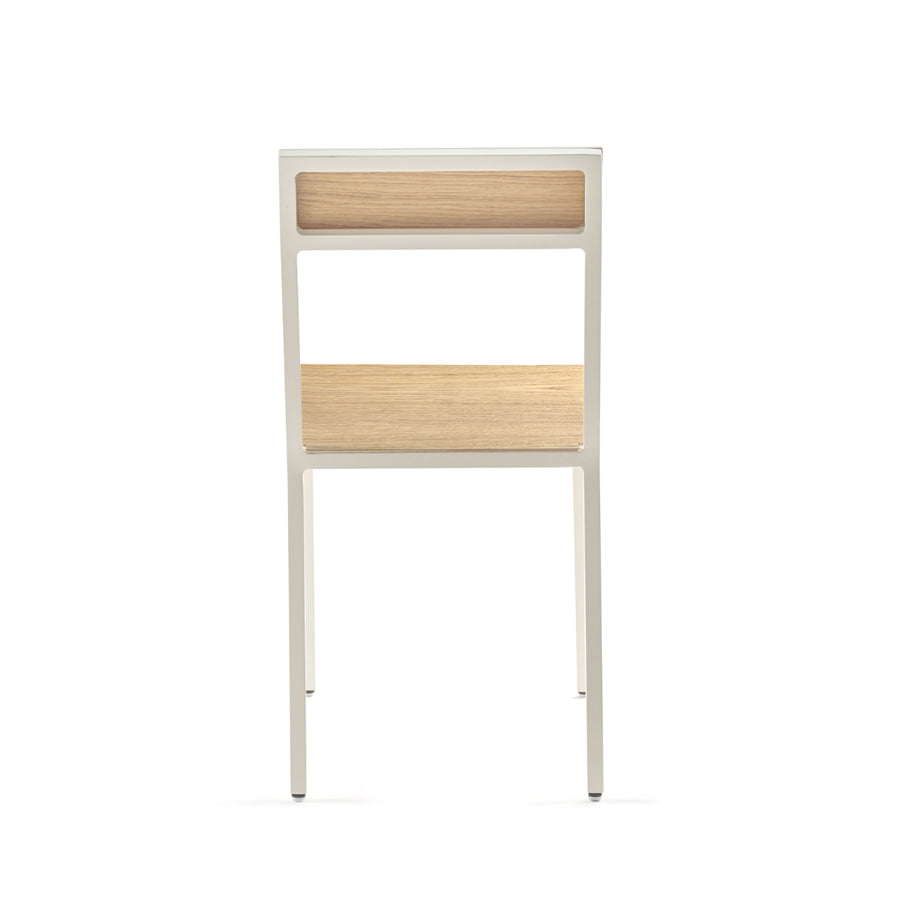 Muller-van-Severen-chaise-aluminium-alu-chair-bois-blanc-arriere-Valerie-Objects-Atelier-Kumo