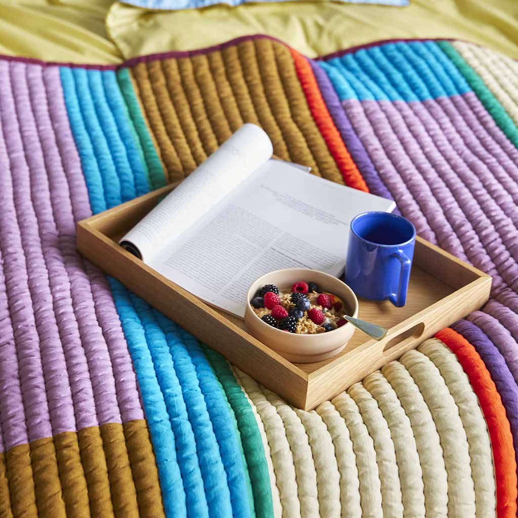 Le plaid Hubsch multicolore en couvre-lit Atelier Kumo