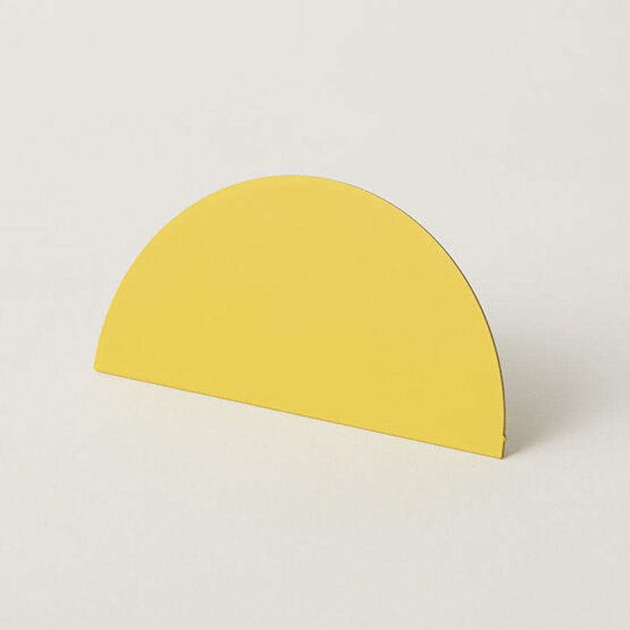 Block-Design-geometrique-clip-demi-cercle-jaune-Atelier-Kumo