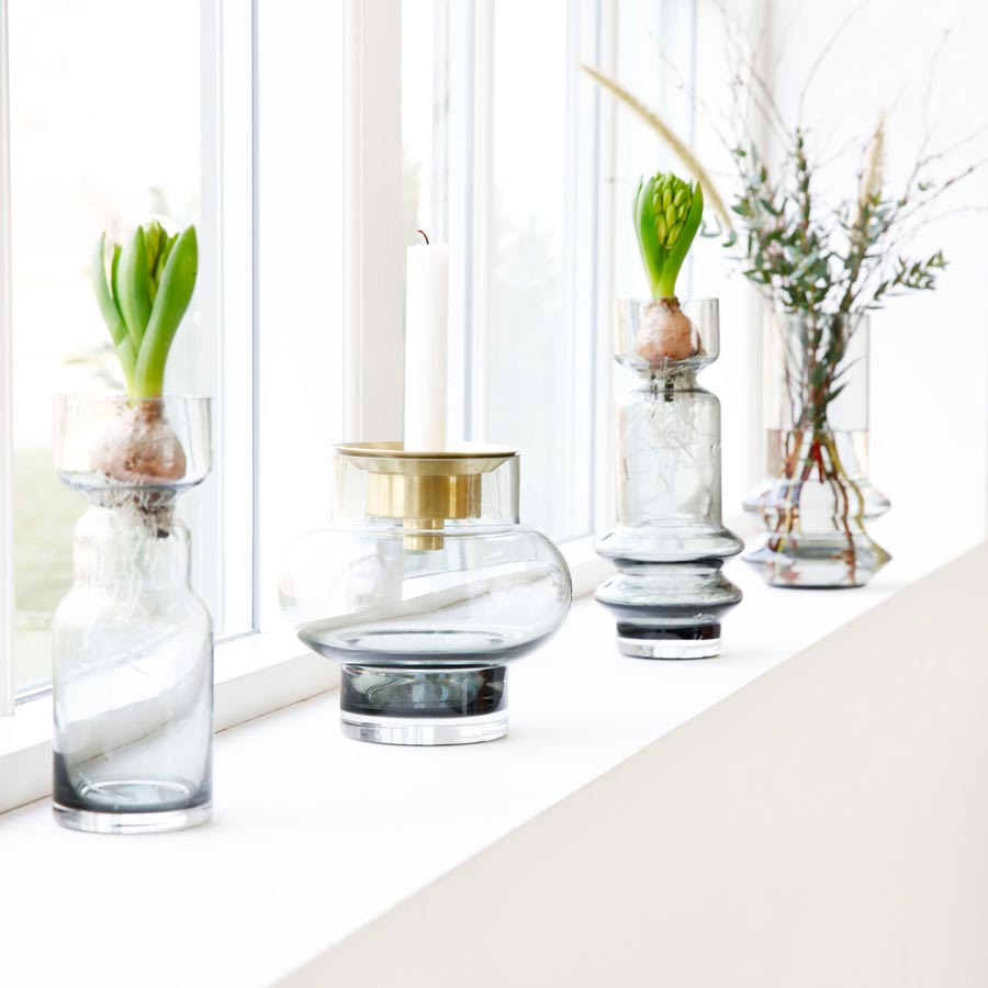 House-Doctor-vase-form-gris-transparent-Atelier-Kumo