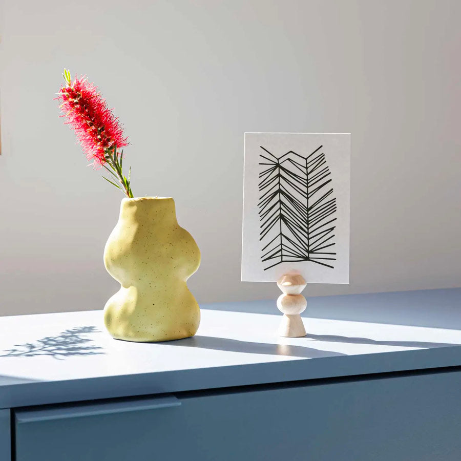 5-mm-paper-vase-fluxo-petit-vert-pistache-Atelier-Kumo