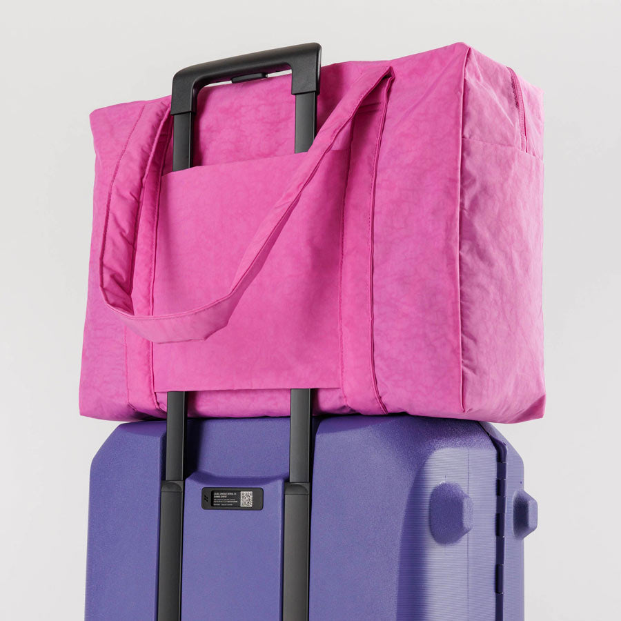 Baggu-bagage-a-main-cloud-carry-on-rose-nylon-lourd-voyage-Atelier-Kumo