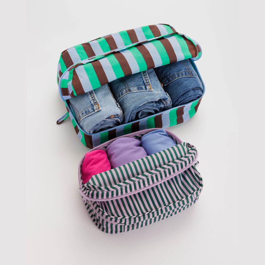 Baggu-ensemble-de-pochettes-en-cube-rayures-violet-marron-vert-nylon-ripstop-recycle-Atelier-Kumo