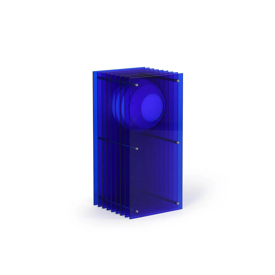 Bang-Europe-lampe-a-poser-lop-rectangle-bleu-acrylique-vietnam-Atelier-Kumo