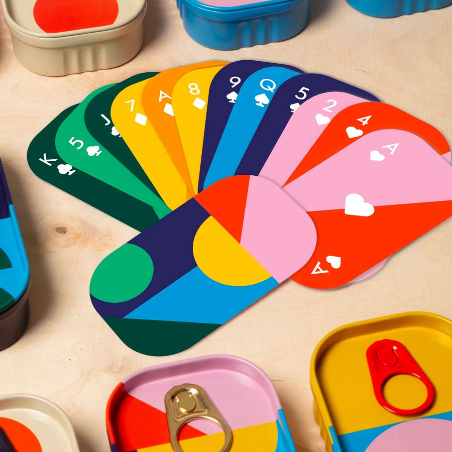 Block-design-boite-de-conserve-play-cartes-a-jouer-ambiance-details-Atelier-Kumo