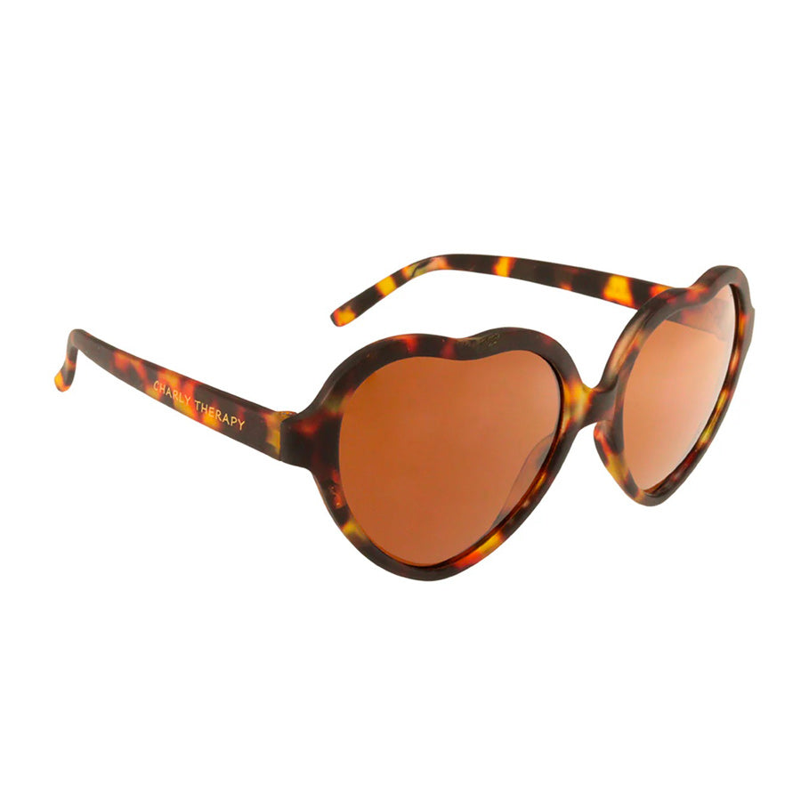 Charly-Therapy-lunettes-de-soleil-coeur-details-Atelier-Kumo
