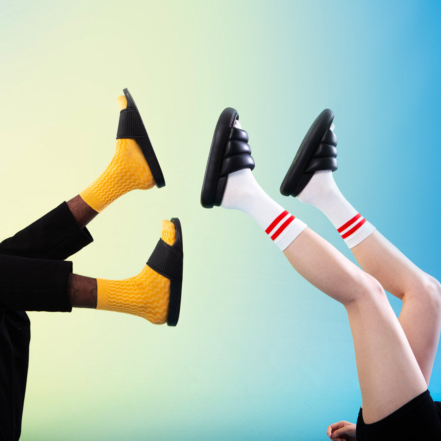 Eat-My-Socks-chaussettes-nouilles-epicees-2-paires-longues-Atelier-Kumo