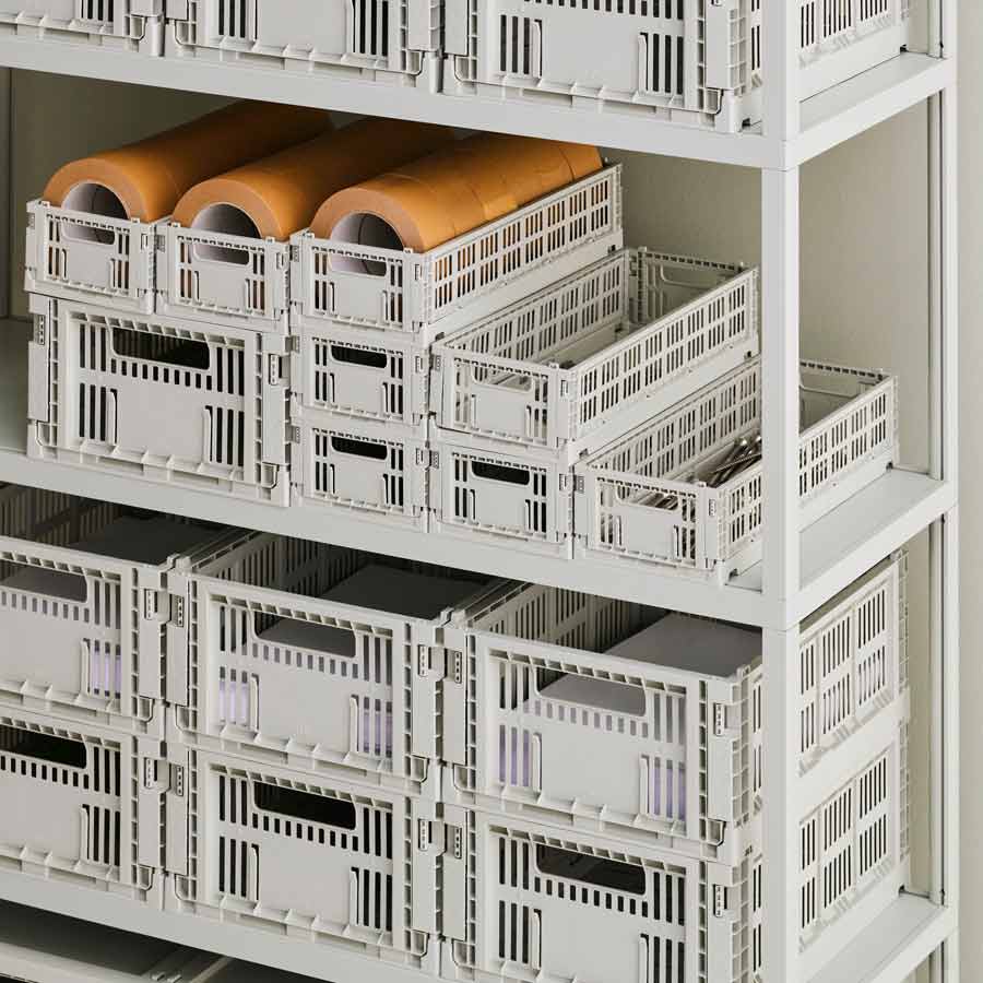 HAY-cagette-longue-gris-ambiance-Atelier-Kumo