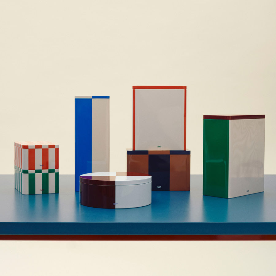 Hay-boite-tin-nouvelle-version-ambiance-minimaliste-Atelier-Kumo