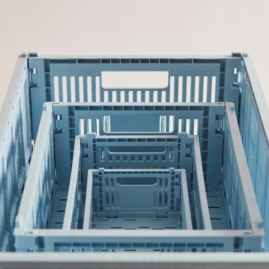 Hay-cagette-collection-colour-crate-soft-blue-Atelier-Kumo
