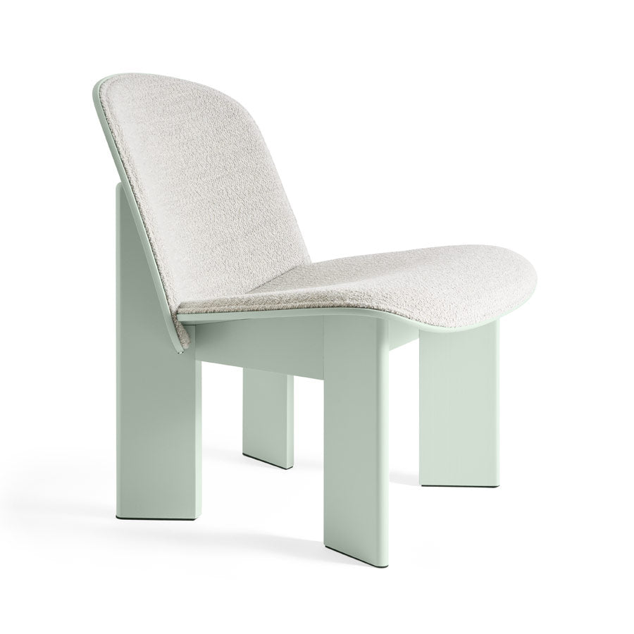 Hay-fauteuil-chisel-lounge-en-bois-hetre-rembourrage-blanc-laque-eau-vert-eucalyptus-andreas-bergsaker-Atelier-Kumo