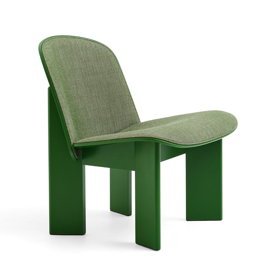 Hay-fauteuil-chisel-lounge-vert-en-bois-chene-rembourrage-vert-laque-eau-andreas-bergsaker-Atelier-Kumo