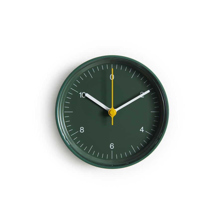 Hay-horloge-de-table-verte-detail-Atelier-Kumo