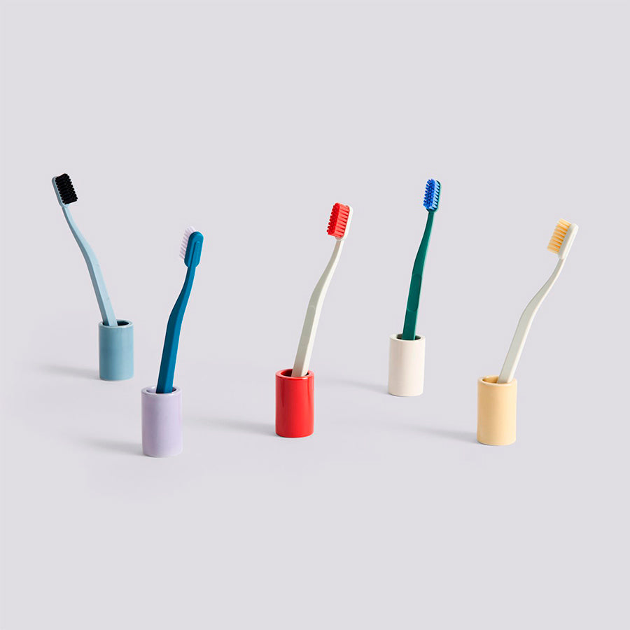 Hay-support-de-brosse-a-dents-collection-mise-en-scene-Atelier-Kumo