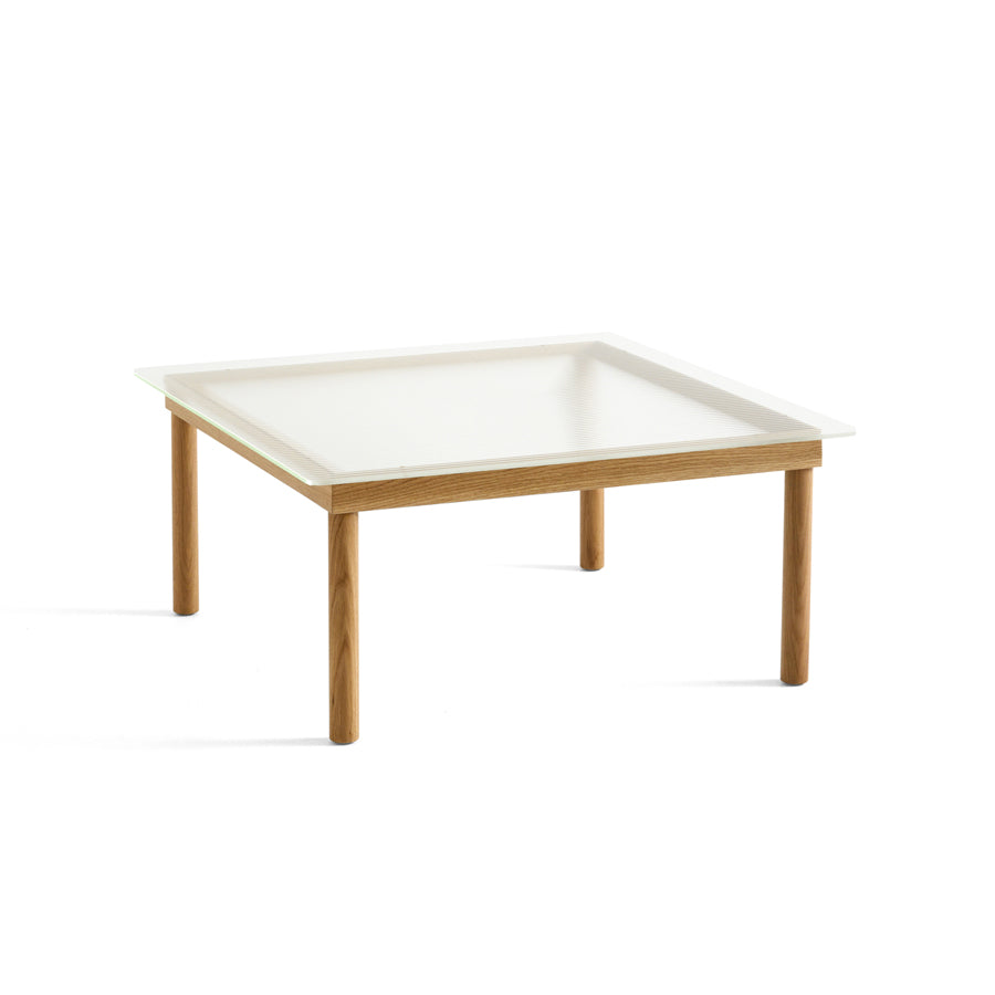 Hay-table-basse-kofi-80x80-plateau-verre-cannele-pietement-chene-naturel-Atelier-Kumo