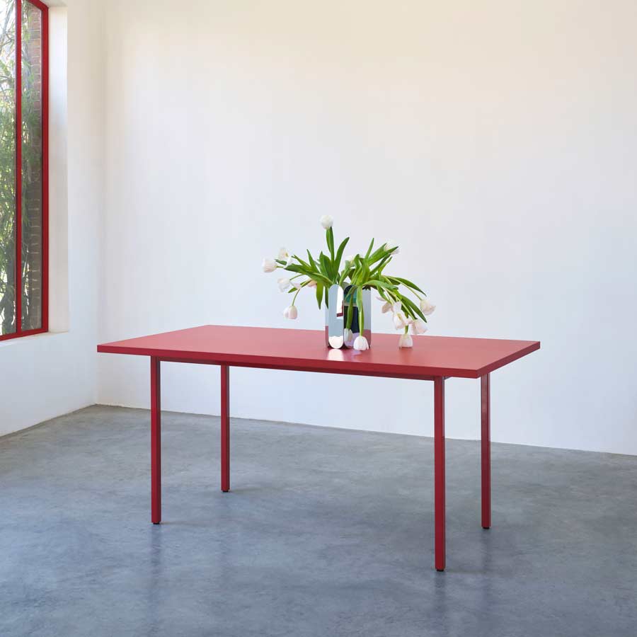 Hay-table-two-color-rectangle-bordeaux-rouge-designer-Muller-Van-Severen-Atelier-Kumo
