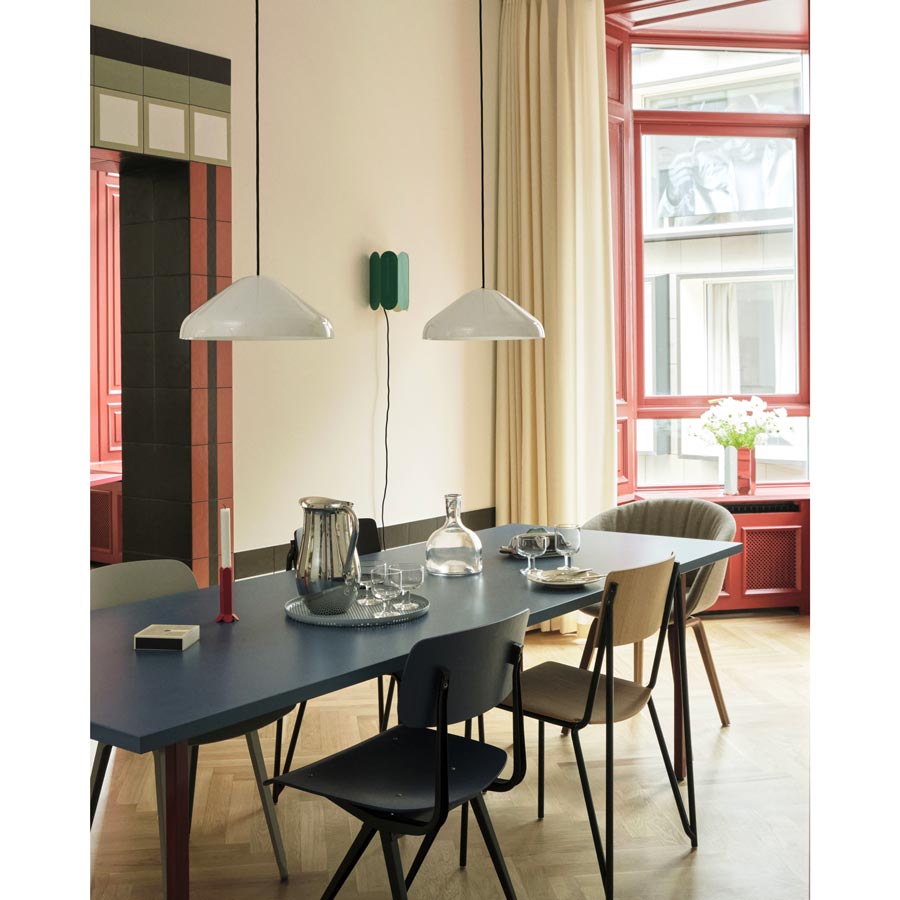 Hay-table-two-color-rectangle-interieur-Muller-Van-Severen-Atelier-Kumo