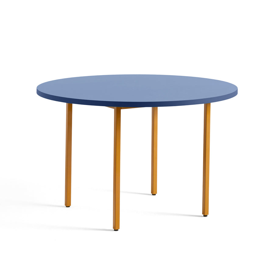 Hay-table-two-color-ronde-120-cm-bleu-ocre-Muller-Van-Severen-Atelier-Kumo