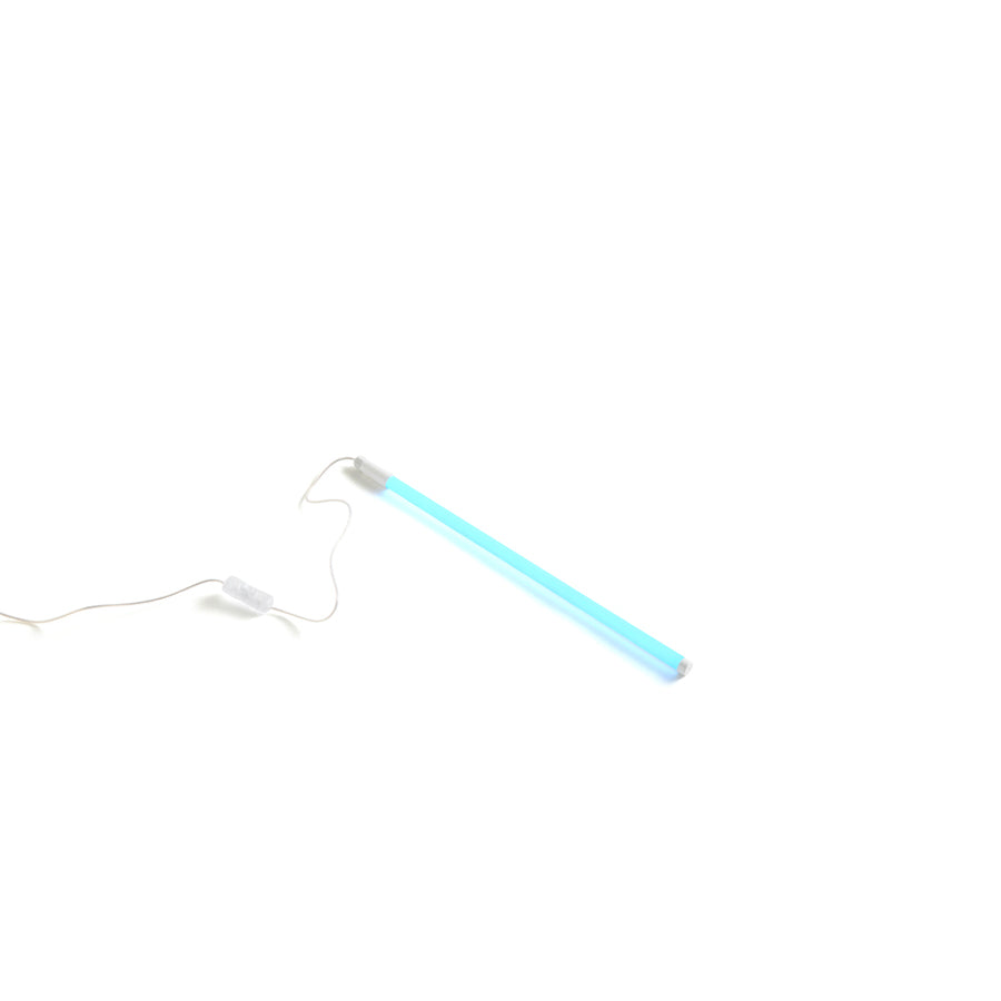 Hay-tube-neon-led-slim-50-cm-bleu-Atelier-Kumo