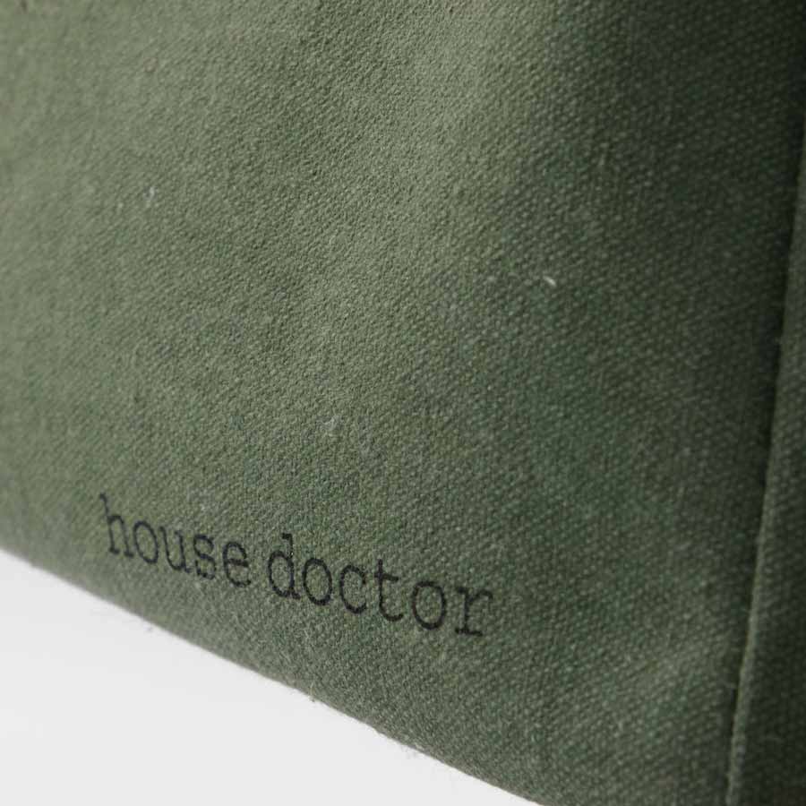 House-Doctor-Panier-de-rangement-canva-vert-petit-detail-logo-Atelier-Kumo