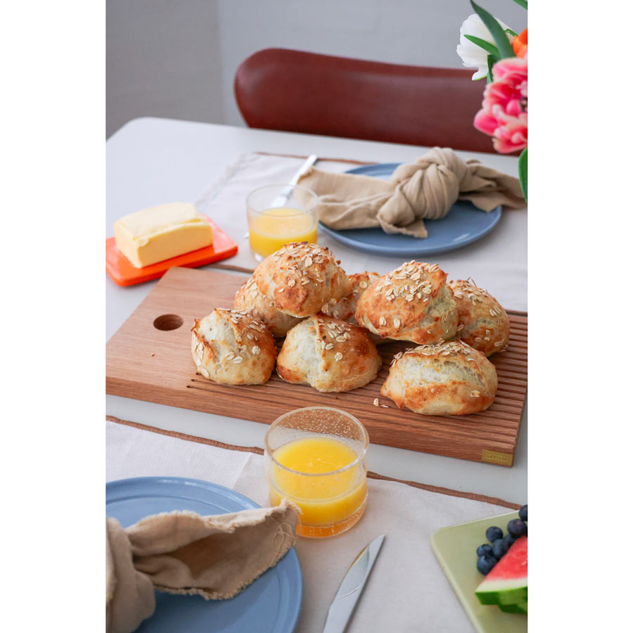 Hubsch-cuisine-planche-en-ceramique-amare-bleu-orange-Atelier-Kumo