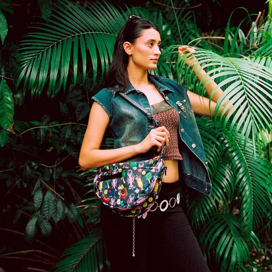 Japfac-banane-halfmoon-imprimer-homard-noir-porte-ambiance-Atelier-Kumo