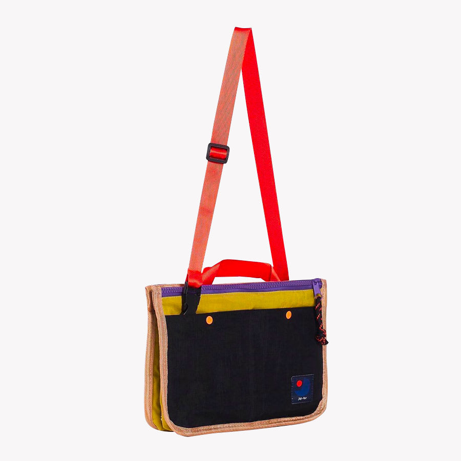 Japfac-sac-bandouliere-candy-noir-vert-details-Atelier-Kumo