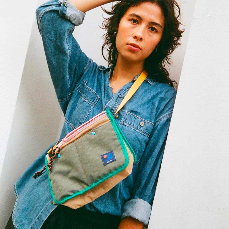 Japfac-sac-bandouliere-candy-nylon-3-sable-gris-rose-marron-recycle-porte-Atelier-Kumo