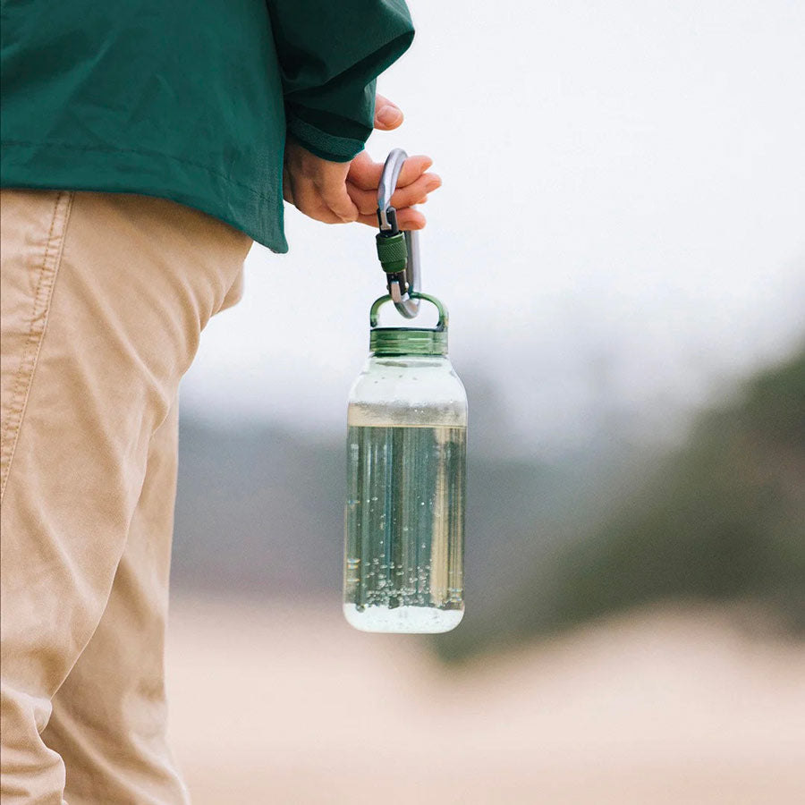 Kinto-gourde-water-bottle-500-ml-vert-transparent-Atelier-Kumo