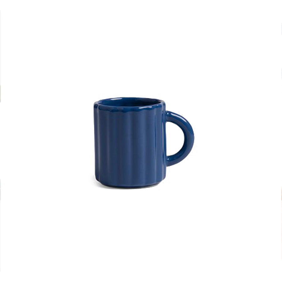 Klevering-petit-mug-tube-bleu-expresso-collection-tasse-Atelier-Kumo