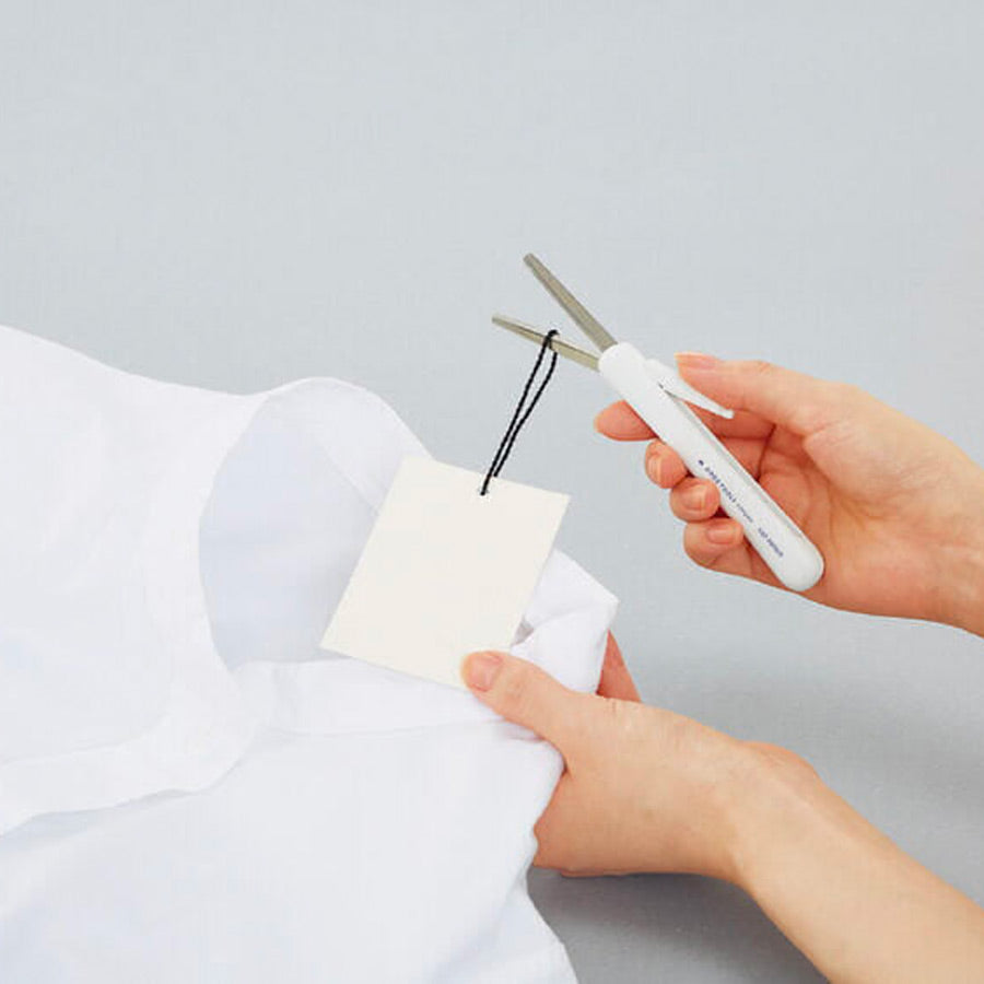 Kokuyo-ciseaux-de-poche-utilisation-Atelier-Kumo