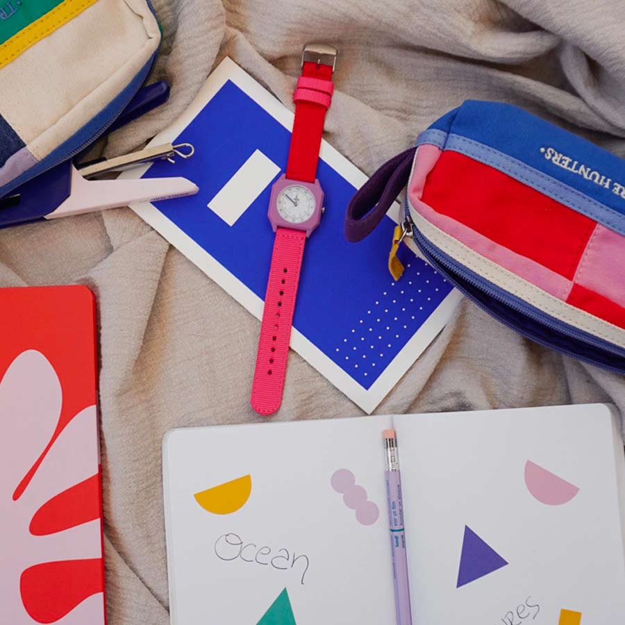 Mini-kyomo-montre-enfant-coral-reef-ambiance-scolaire-Atelier-Kumo