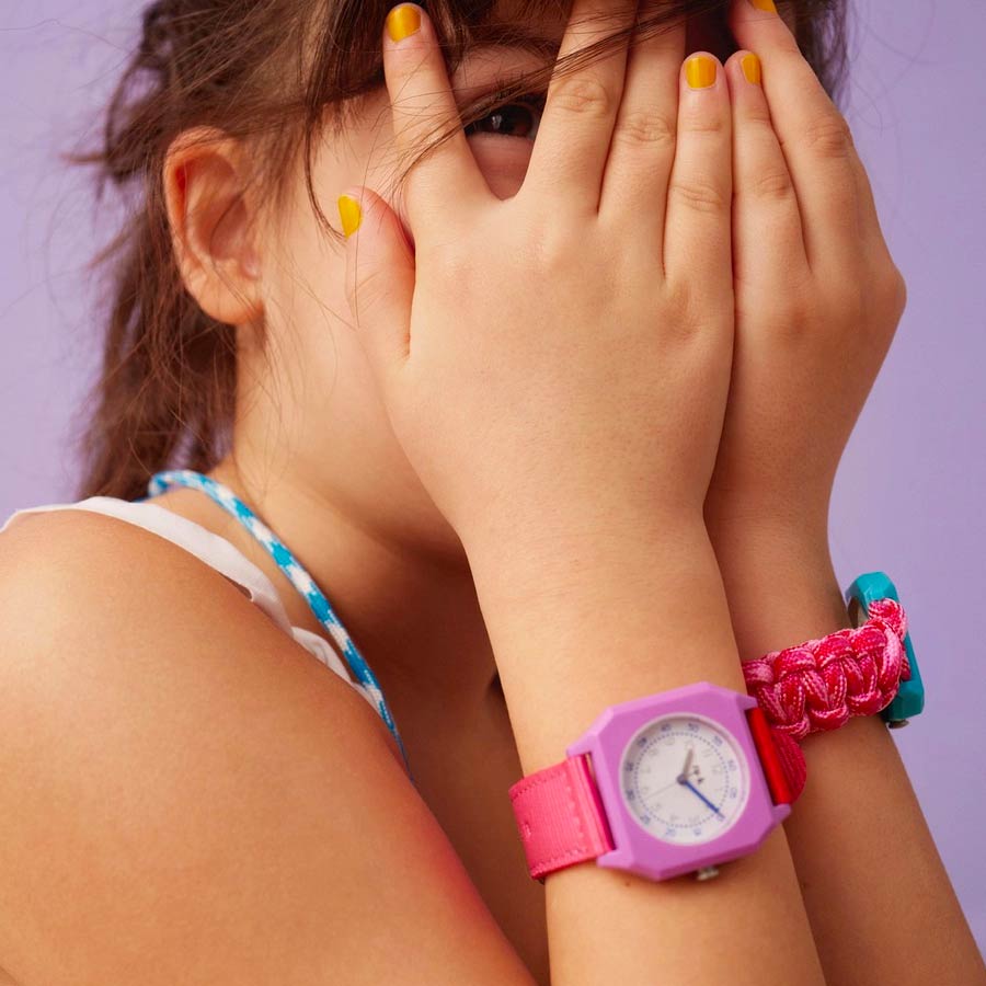 Mini-kyomo-montre-enfant-coral-reef-portee-details-Atelier-Kumo