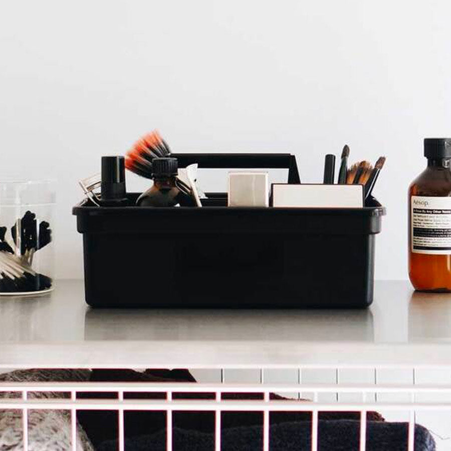 Misc-storage-caddy-rangement-l-noir-ambiance-Atelier-Kumo