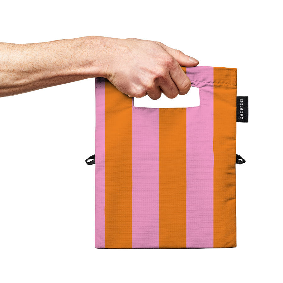 Notabag-accessoires-pochette-bandouliere-vanilla-raye-detail-Atelier-Kumo