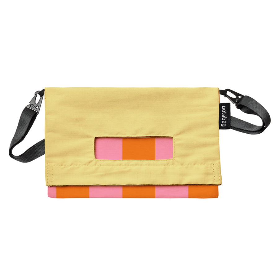 Notabag-accessoires-pochette-bandouliere-vanilla-raye-interieur-Atelier-Kumo