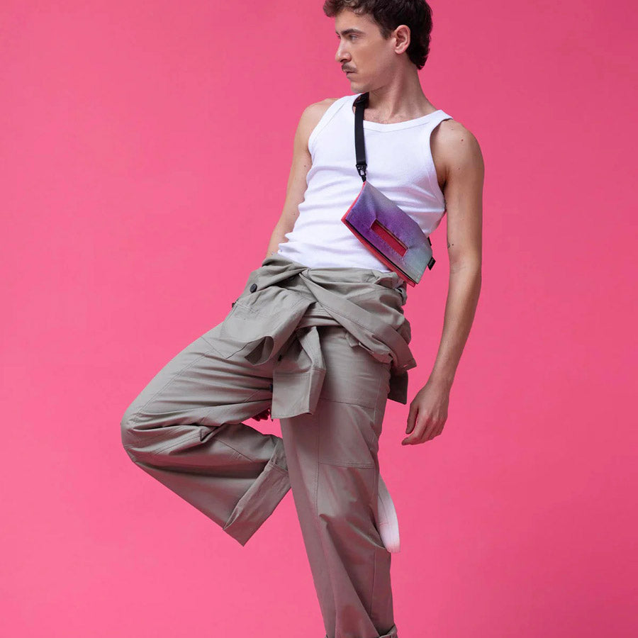 Notabag-ambiance-pochette-bandouliere-recycle-Atelier-Kumo