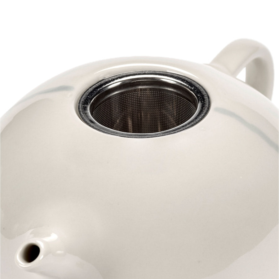 Serax-detail-teapot-salt-zuma-Atelier-Kumo