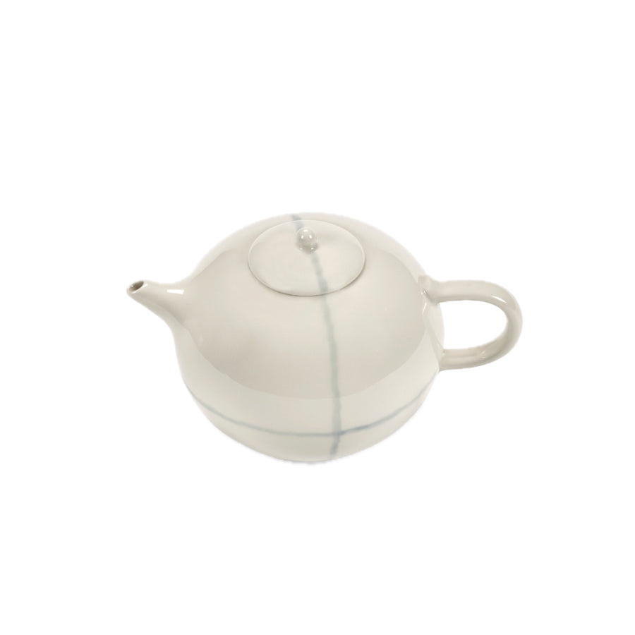 Serax-teapot-salt-zuma-detail-Atelier-Kumo