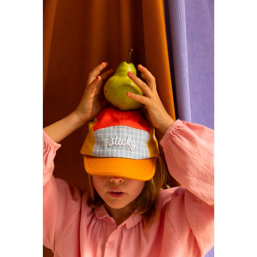 Sticky-Lemon-casquette-enfant-sticky-bleu-orange-jaune-carreaux-accessoire-Atelier-Kumo