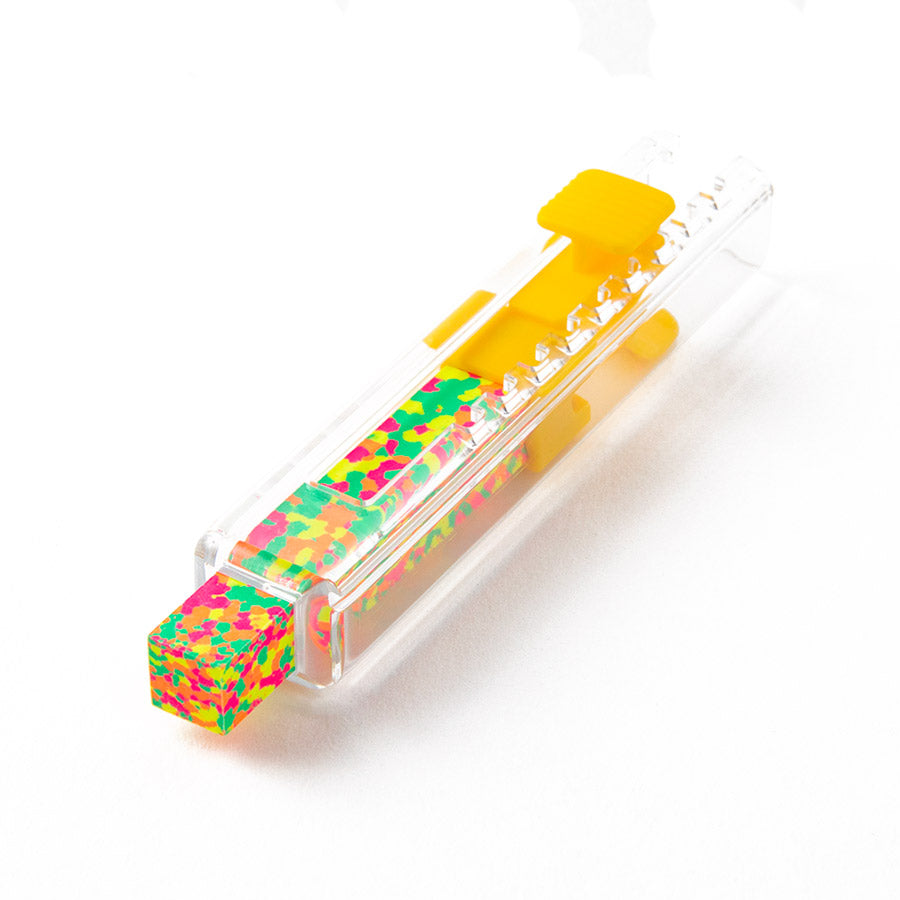 Tendance-Papeterie-decoration-crayon-fleurs-de-jardin-bureau-Atelier-Kumo