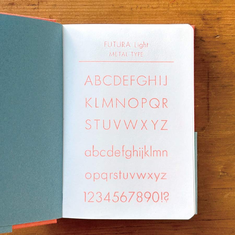 Tomigaya-carnet-A6-futura-typographie-Atelier-Kumo