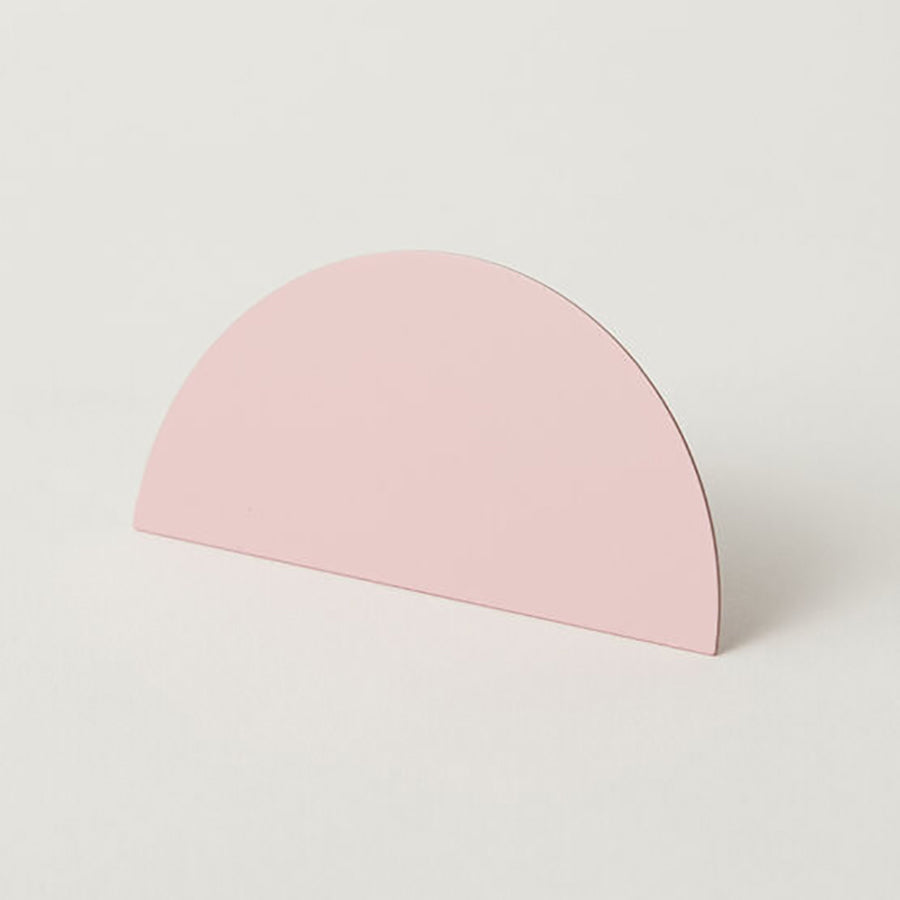 Block-Design-geometrique-clip-demi-cercle-rose-Atelier-Kumo