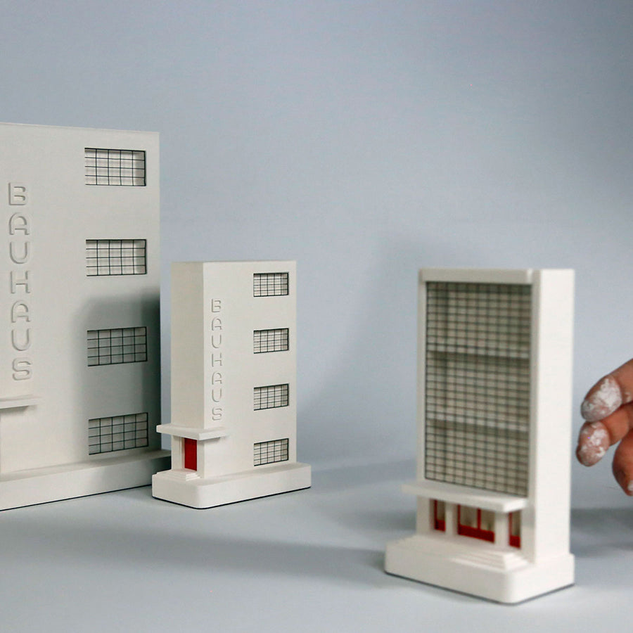 Chisel-and-Mouse-Bauhaus-mini-grande-maquette-Atelier-Kumo