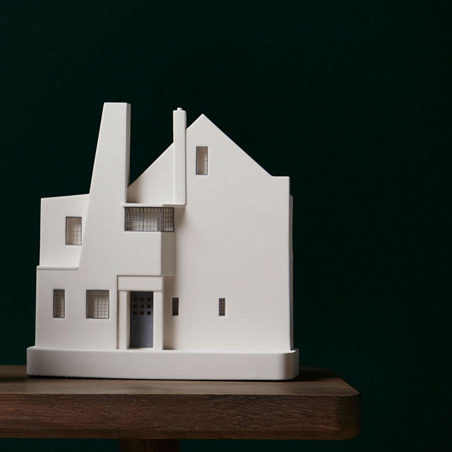 Chisel-and-Mouse-hill-house-maquette-decoration-Atelier-Kumo