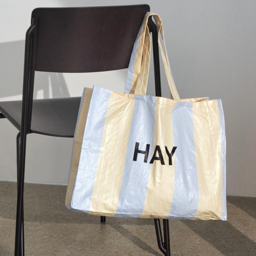 Hay-sac-transport-raye-jaune-bleu-Atelier-Kumo