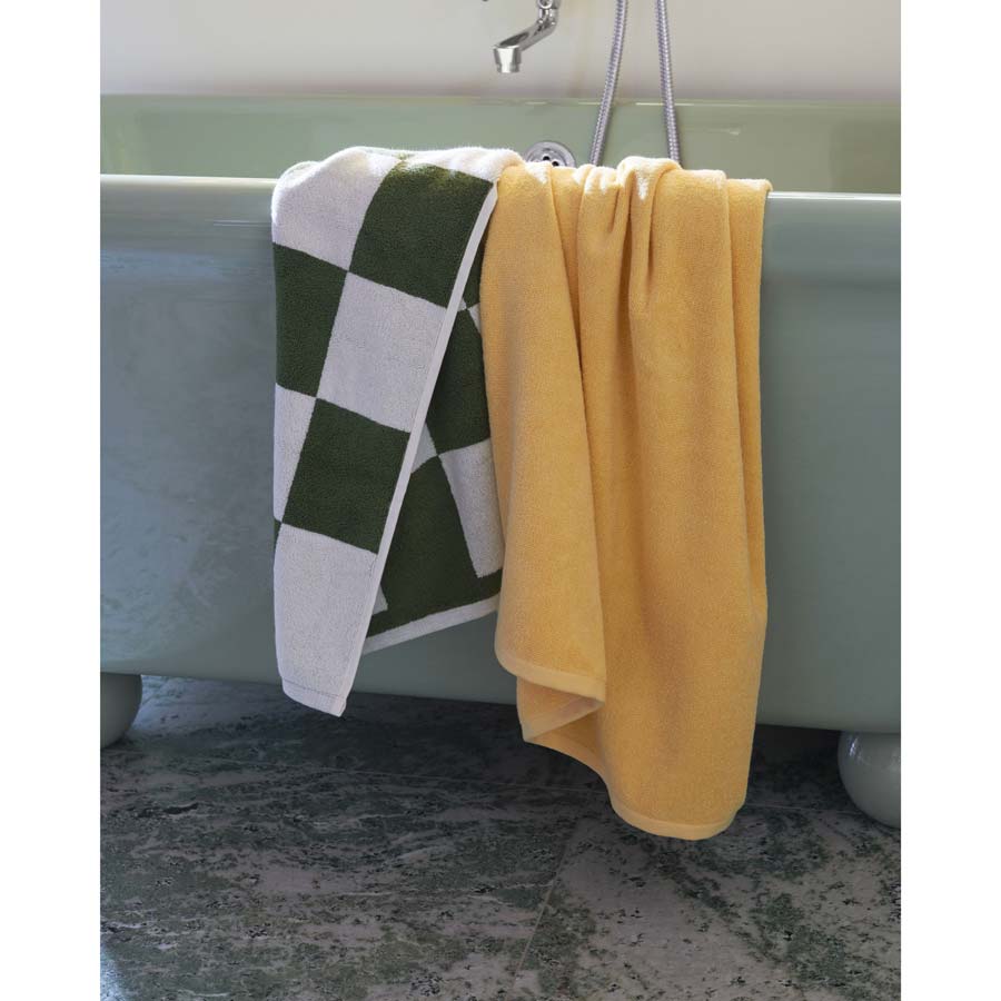 Hay-tapis-de-bain-a-carreaux-vert-matcha-Atelier-Kumo
