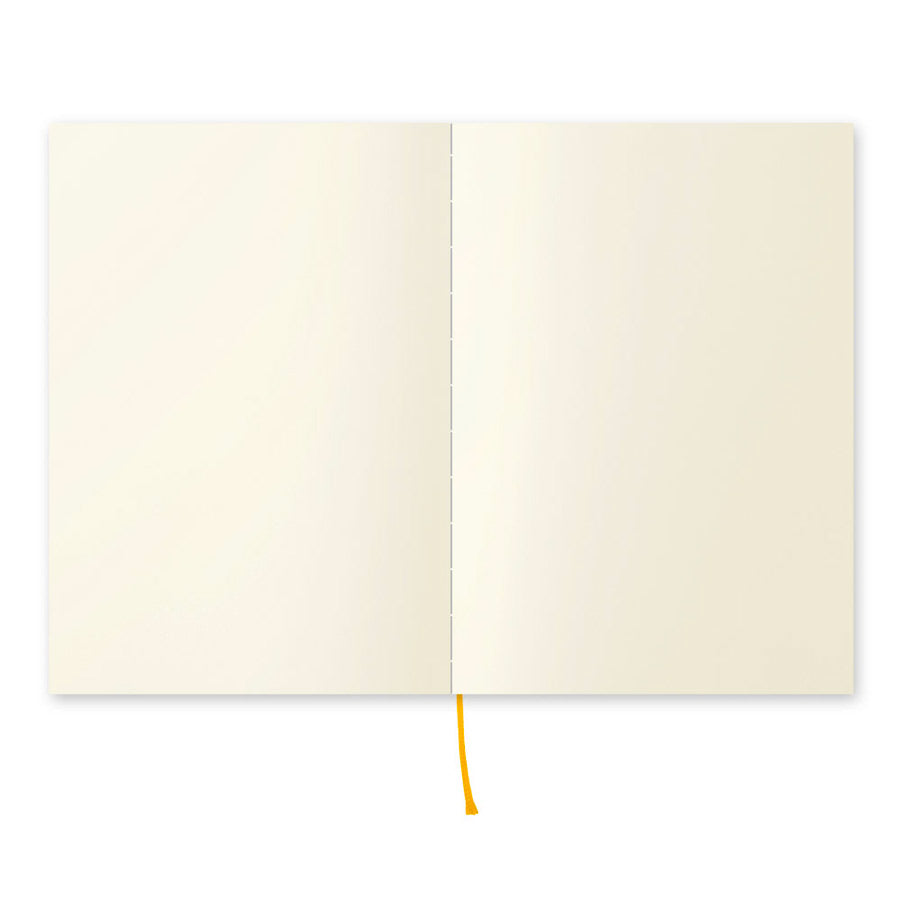 Midori-carnet-MD-A5-blanc-pages-Atelier-Kumo