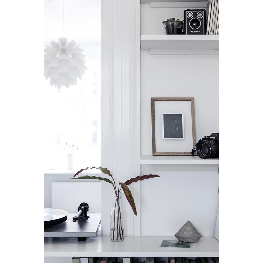 Moebe-cadre-Frame-A5-bois-chene-decoration-interieur-blanc-atelier-kumo